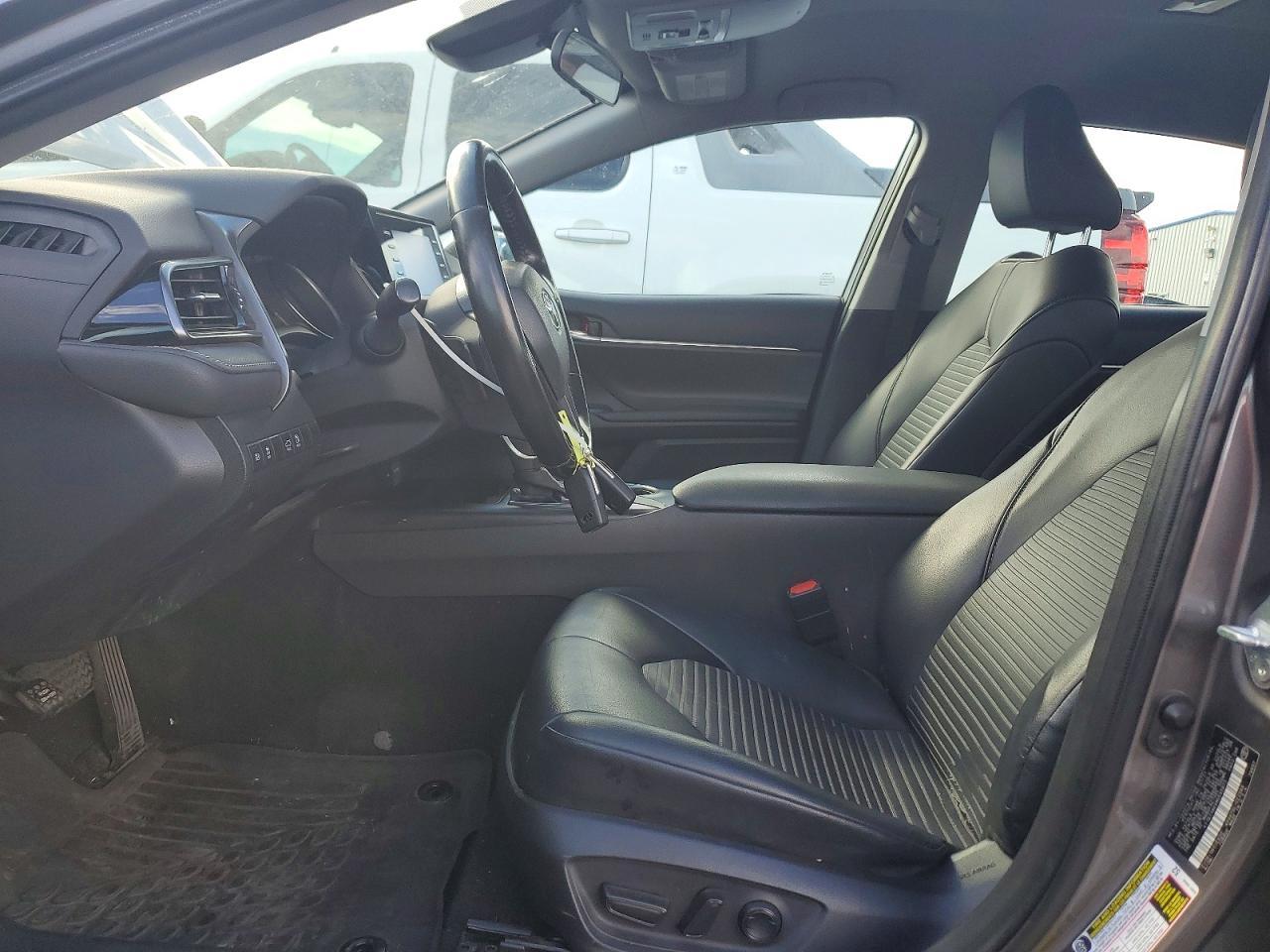 2021 Toyota Camry Se - zdjęcie 7