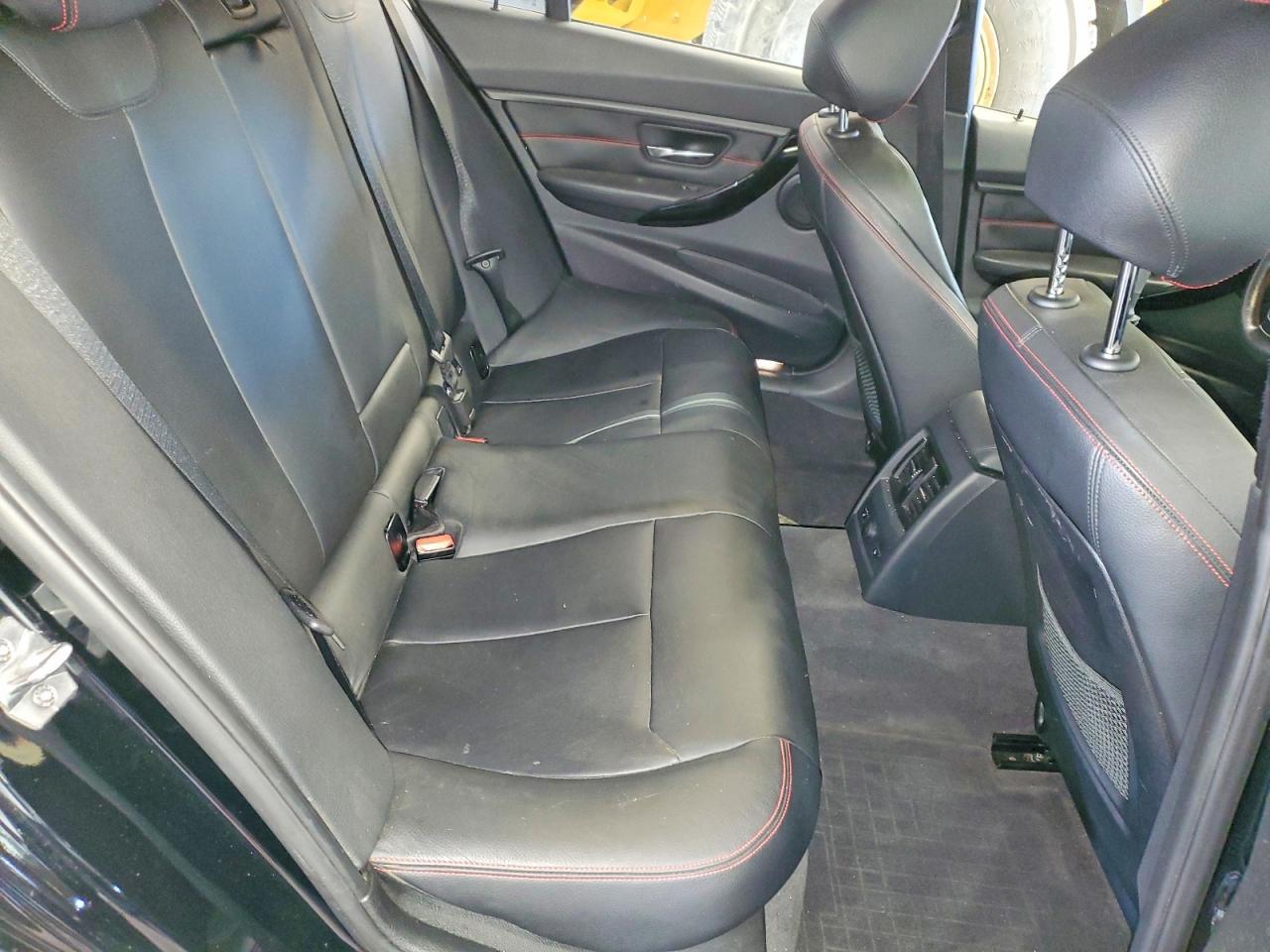 2013 BMW Seria 3 328i - zdjęcie 10