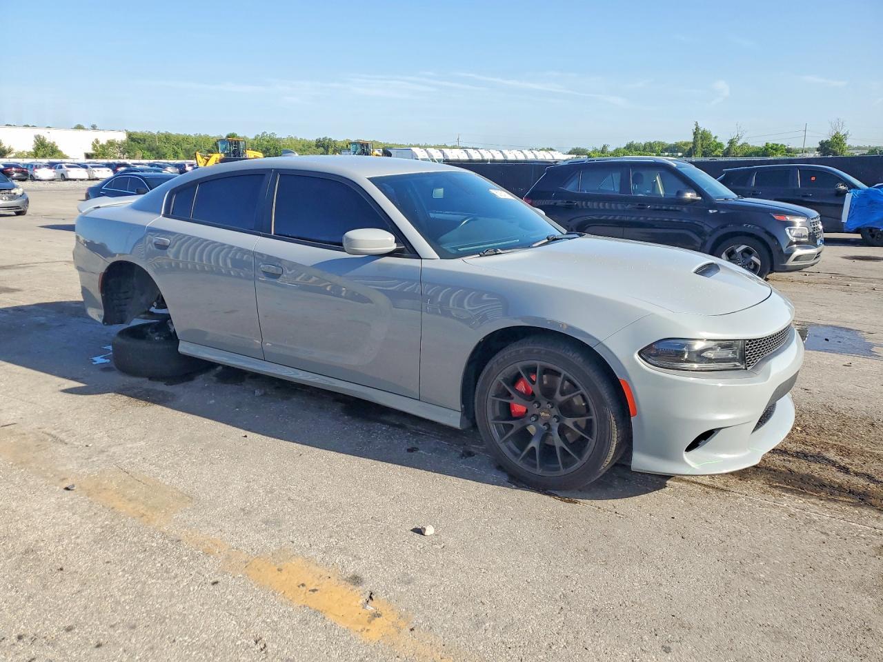 2020 Dodge Charger Gt - zdjęcie 4