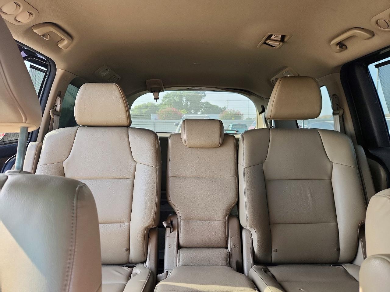 2014 Honda Odyssey - zdjęcie 10