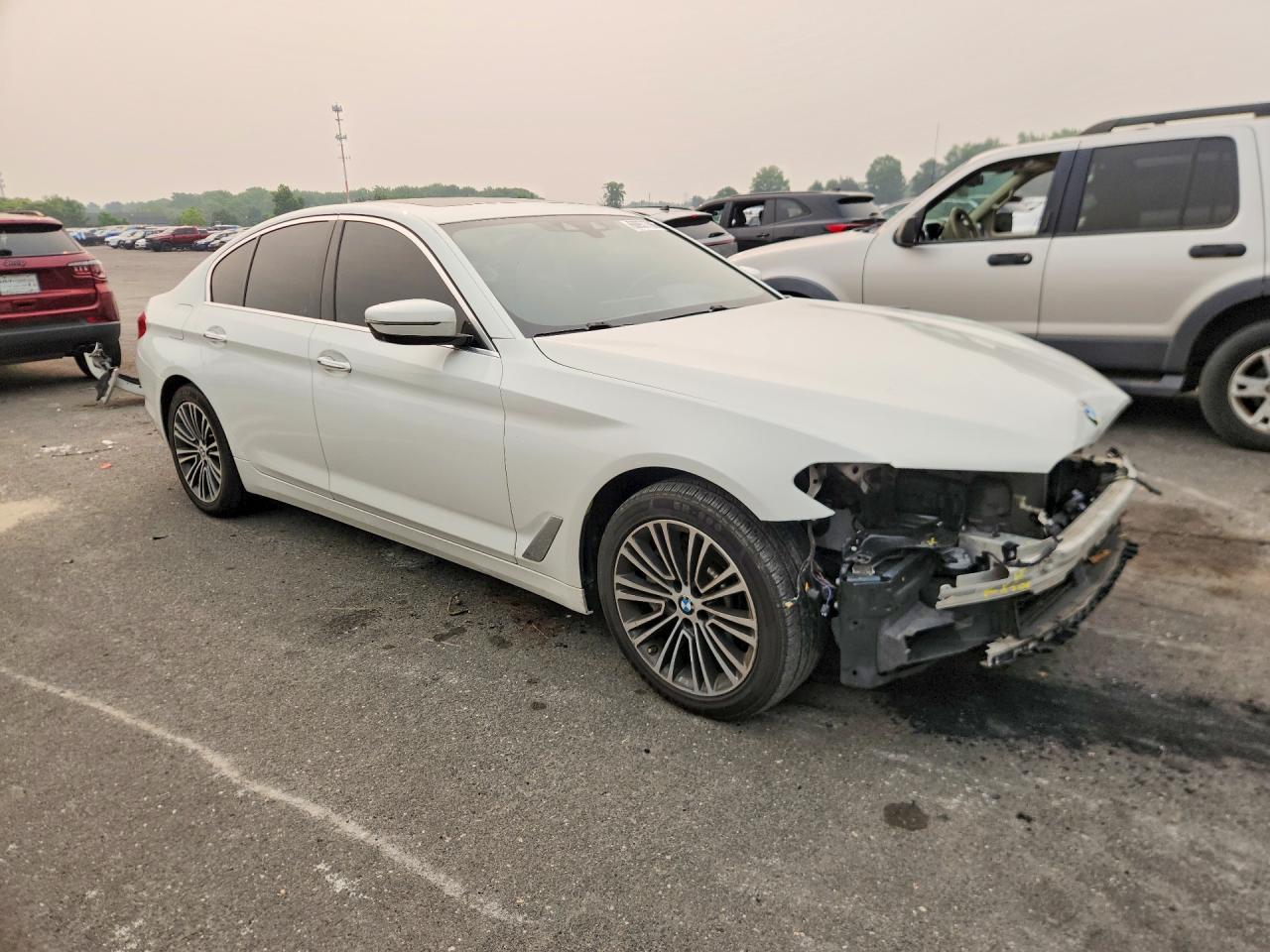 2018 BMW Seria 5 540i - zdjęcie 4