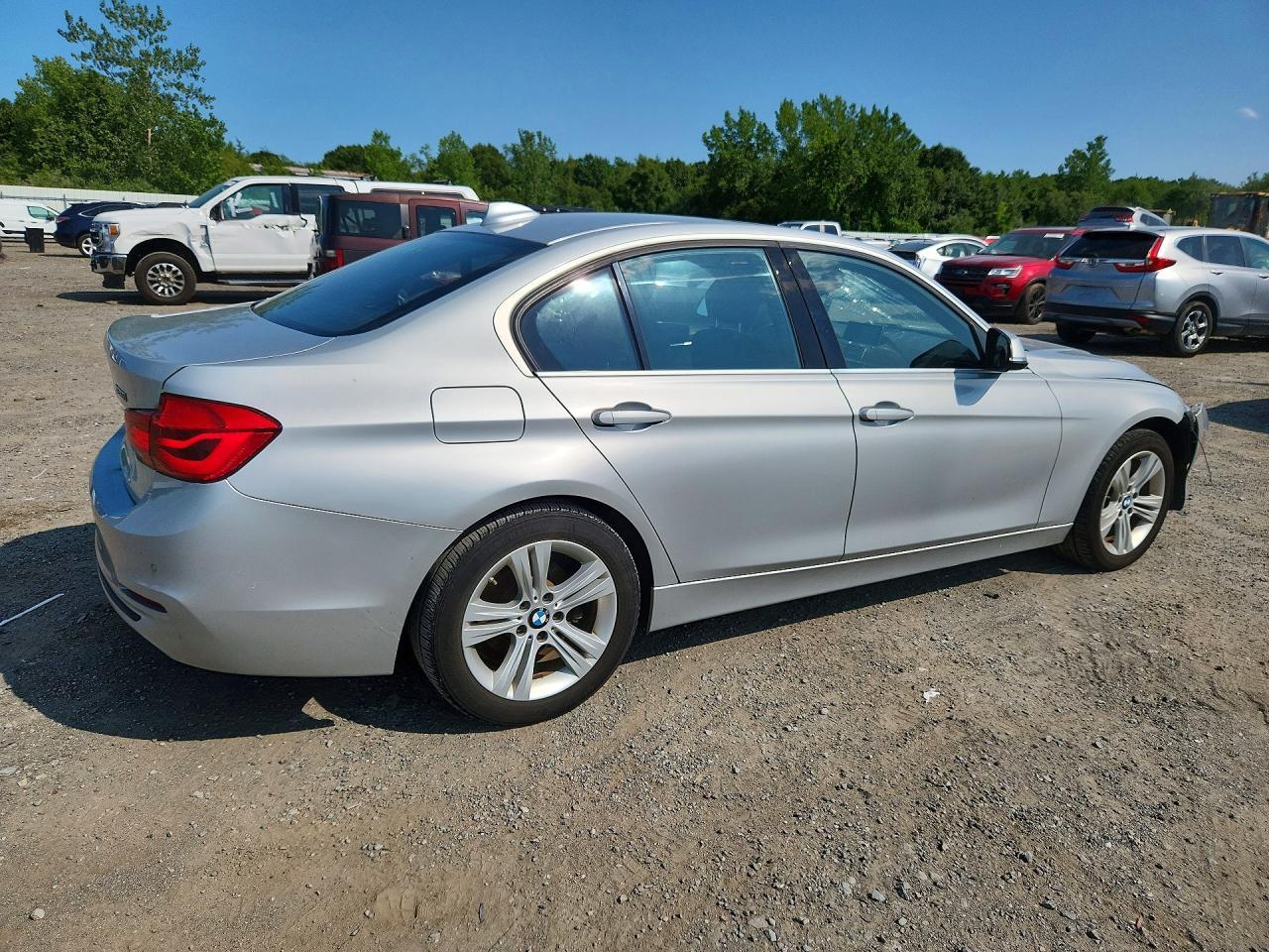 2017 BMW Seria 3 330i - zdjęcie 3