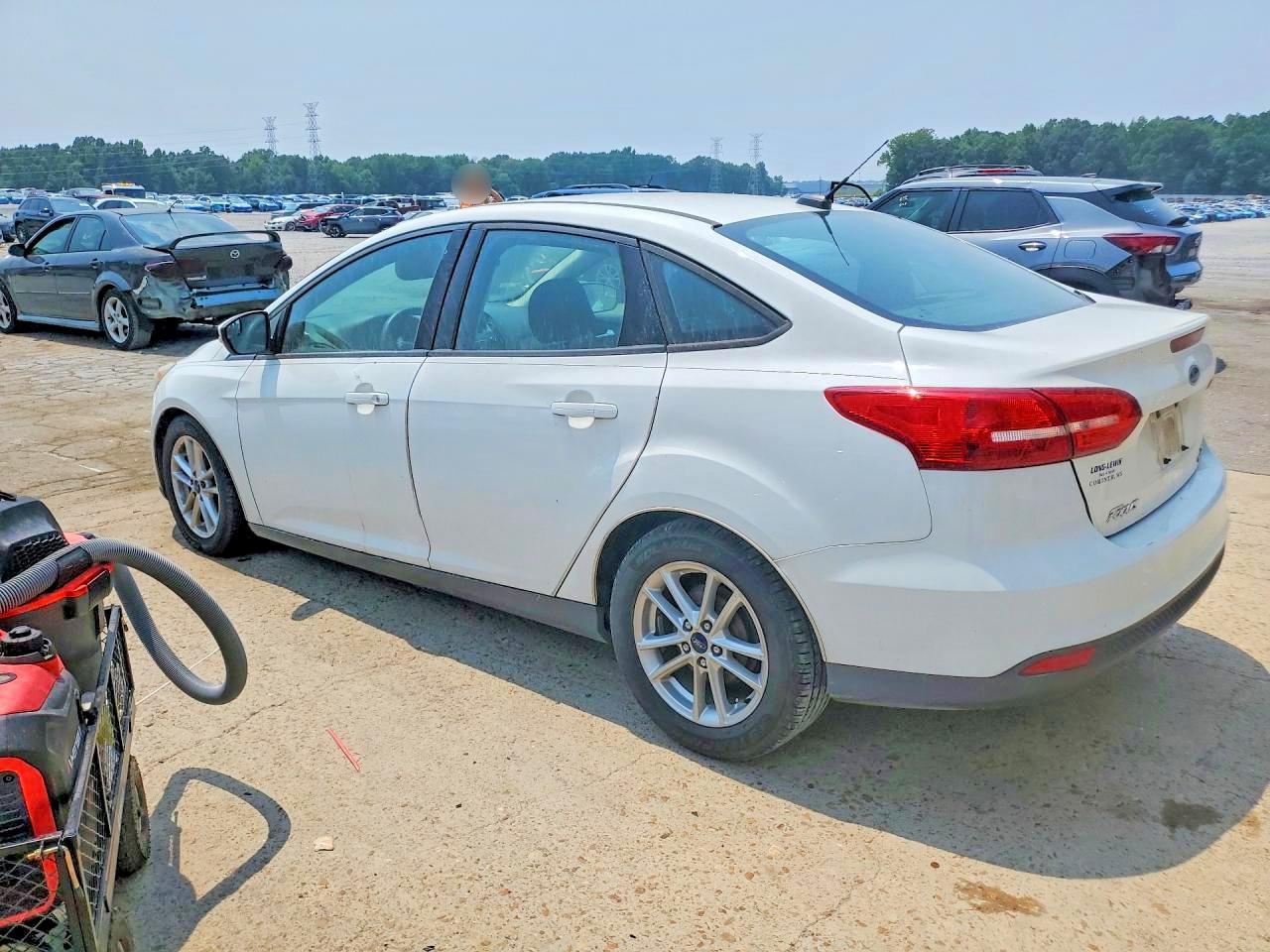 2016 Ford Focus Se - zdjęcie 2