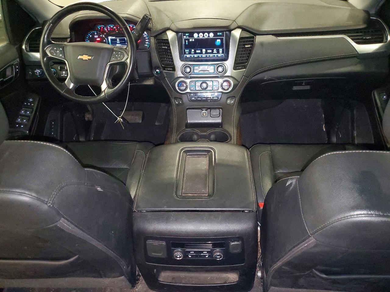 2020 Chevrolet Suburban K1500 Lt - zdjęcie 8