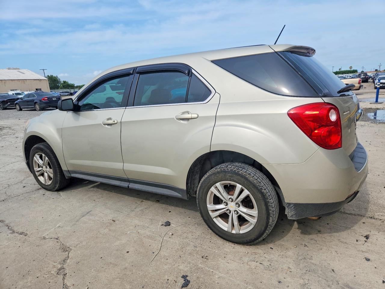 2015 Chevrolet Equinox Ls - zdjęcie 2
