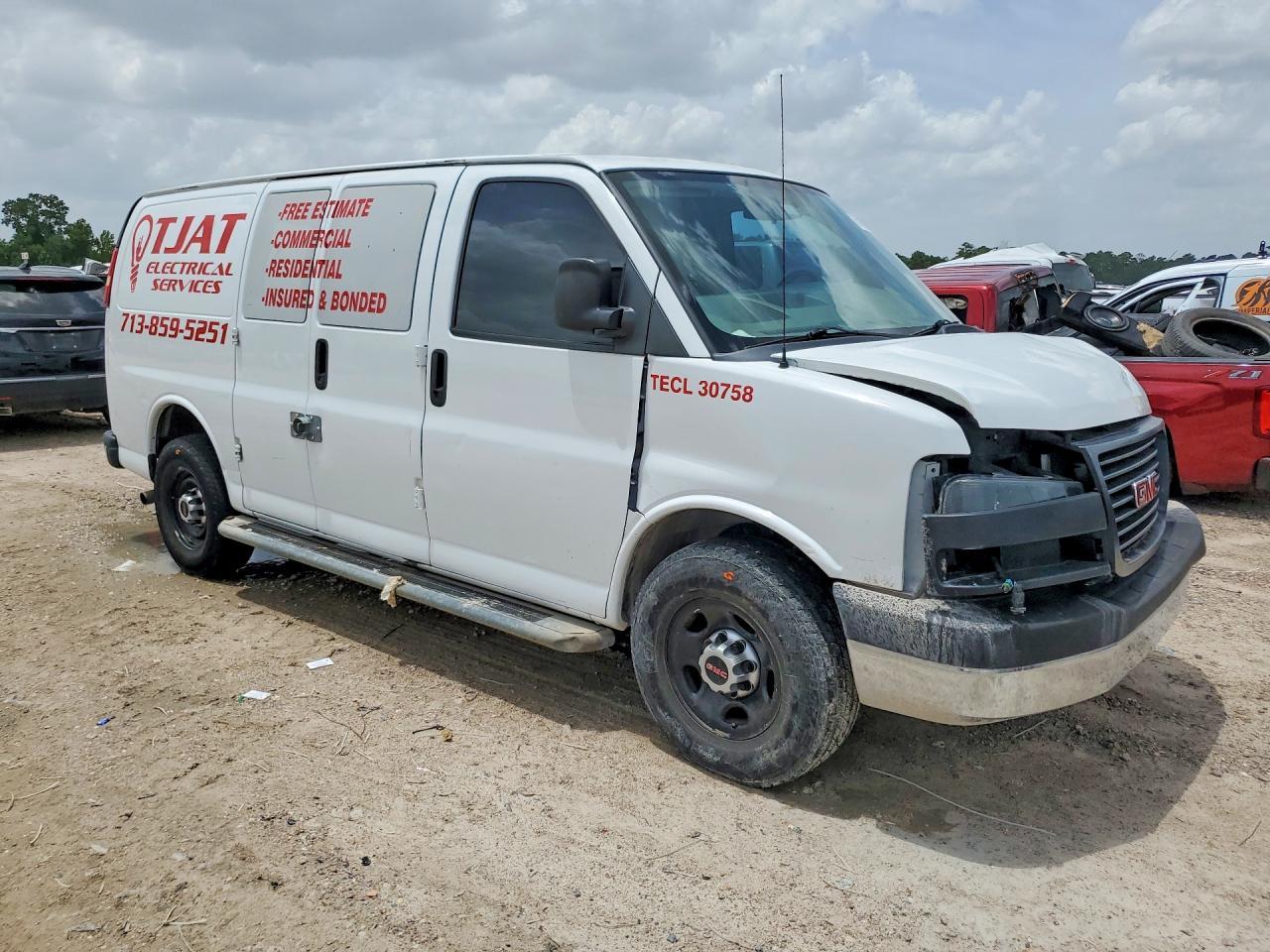2022 GMC Savana G2500 - zdjęcie 4