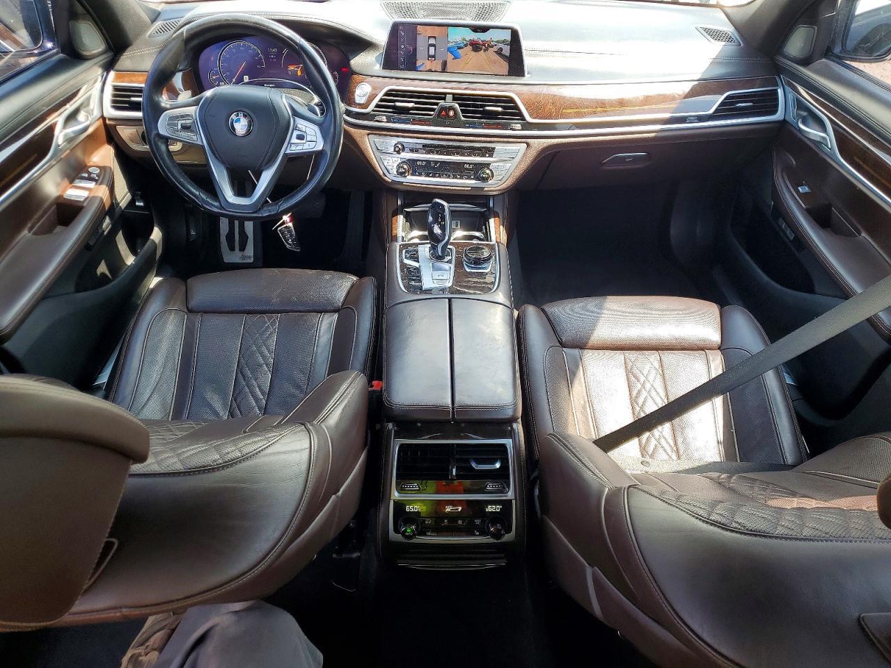 2017 BMW 740 Xi - zdjęcie 8
