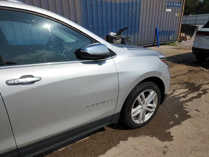 2019 Chevrolet Equinox Premier - zdjęcie 13