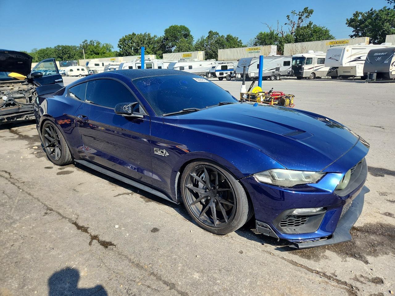 2019 Ford Mustang Gt - zdjęcie 4