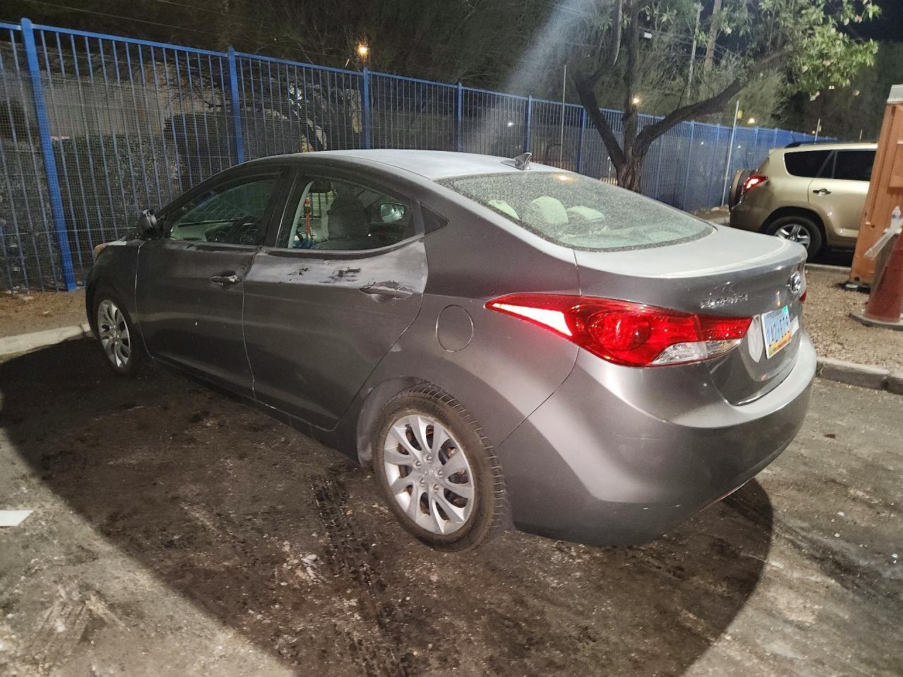 2013 Hyun Elantra Gl - zdjęcie 2