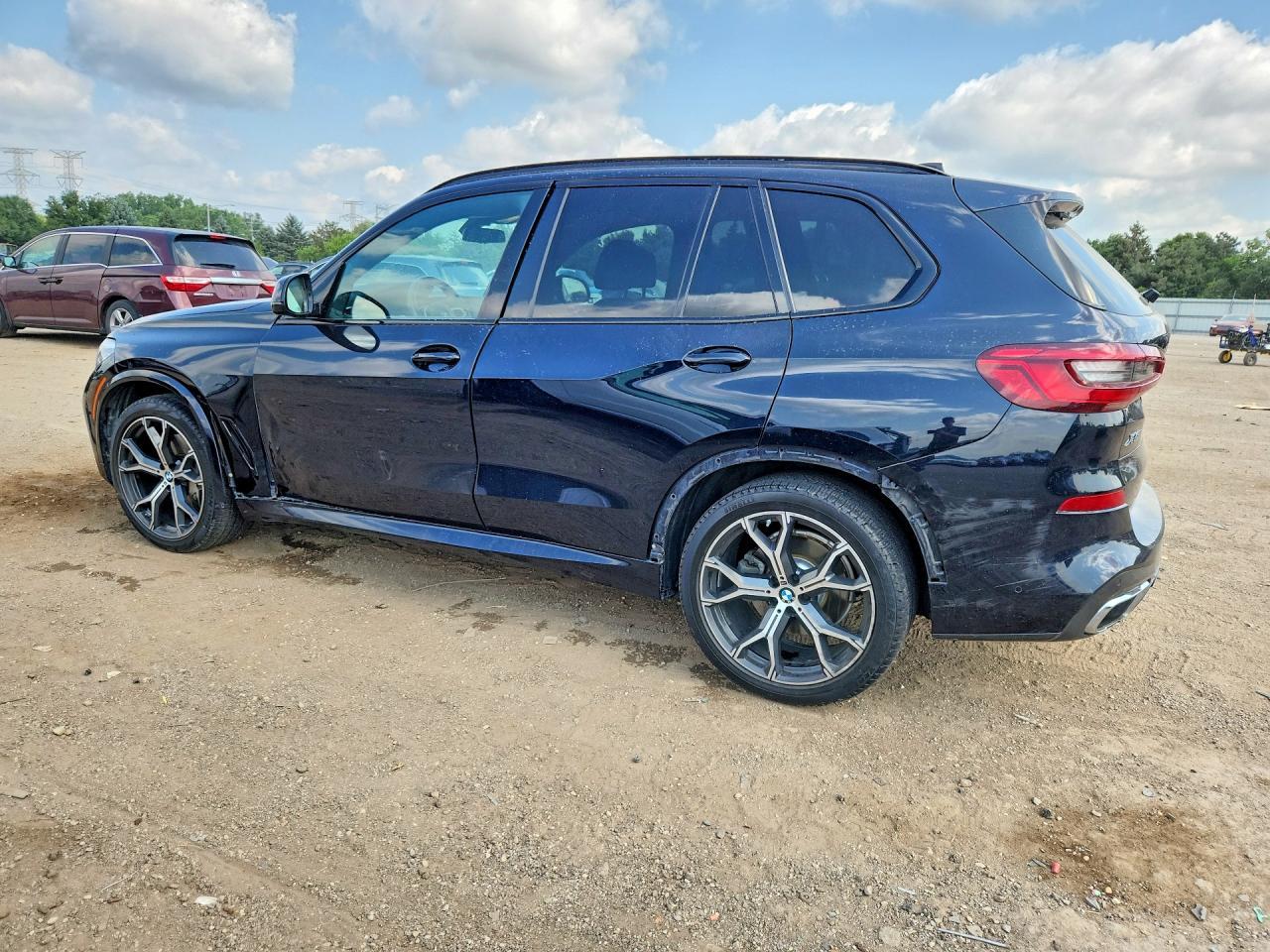 2019 BMW X5 xDrive50I - zdjęcie 2