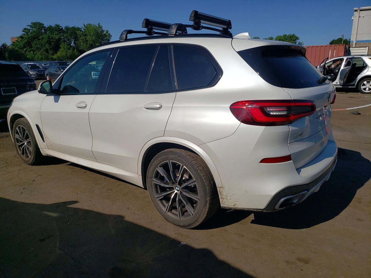 2019 BMW X5 xDrive40I - zdjęcie 2