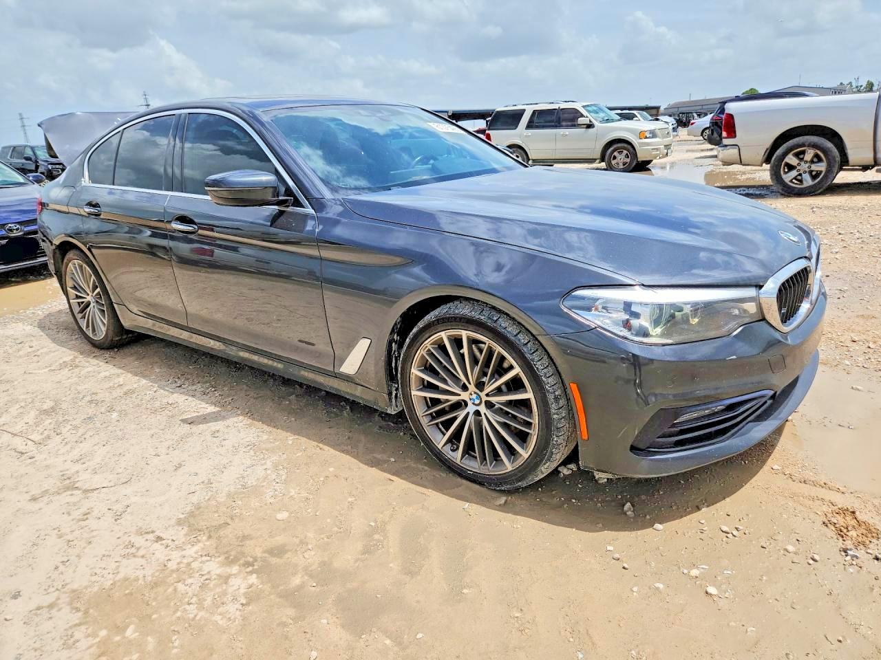 2018 BMW 530 I - zdjęcie 4