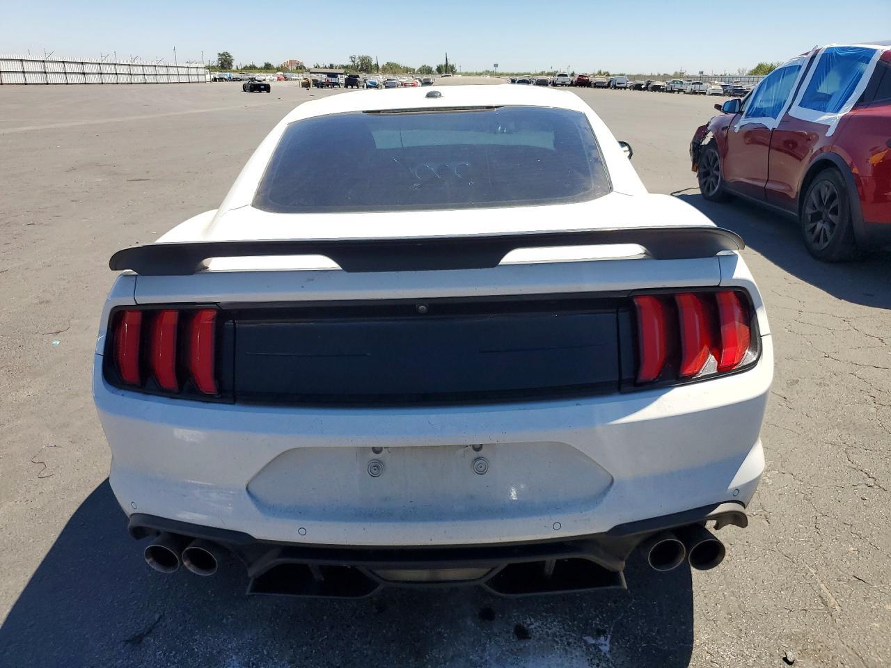 2020 Ford Mustang Gt - zdjęcie 6
