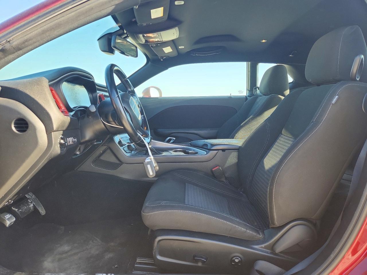 2020 Dodge Challenger Sxt - zdjęcie 7