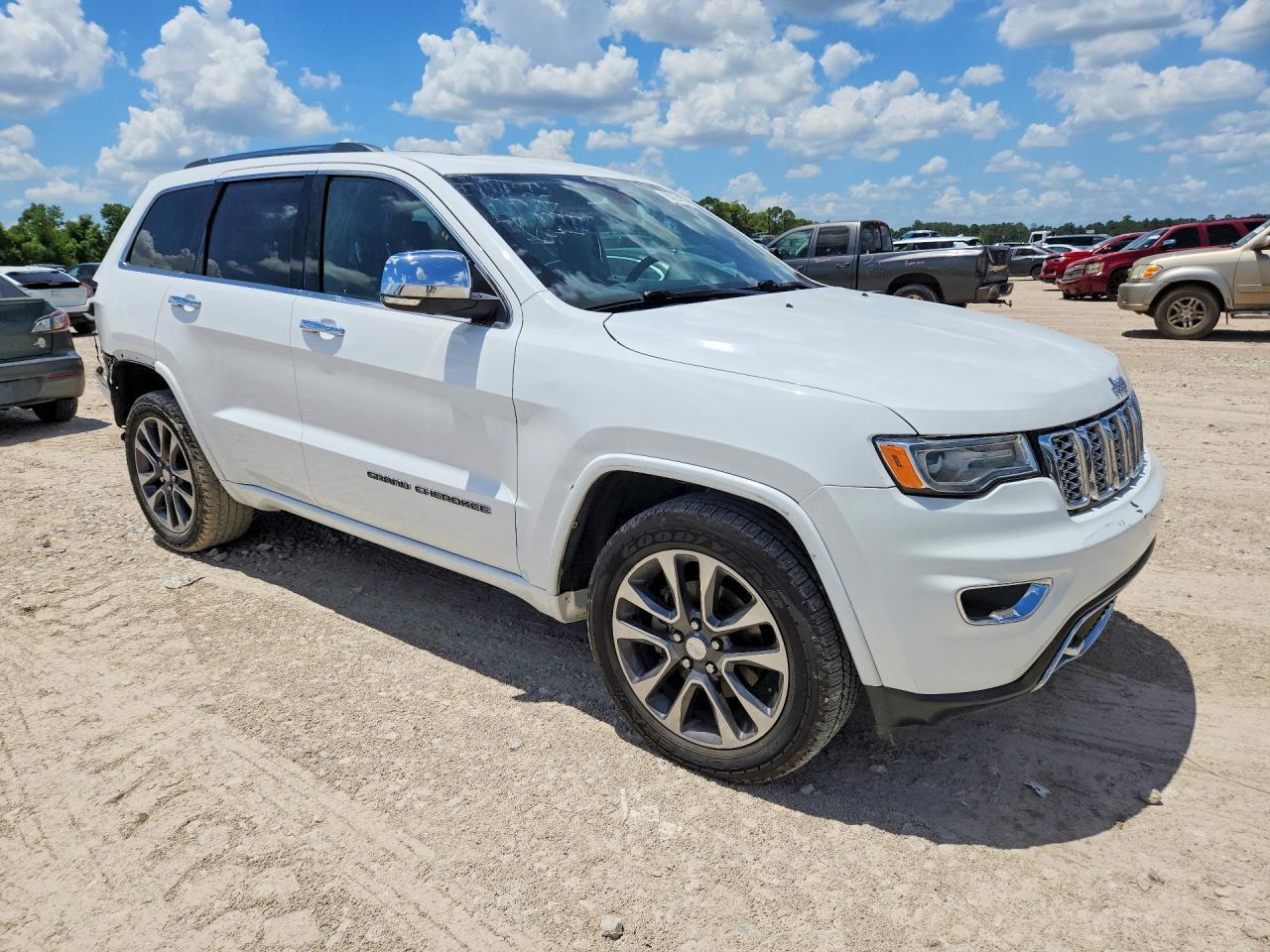 2017 Jeep Grand Cherokee Overland - zdjęcie 4