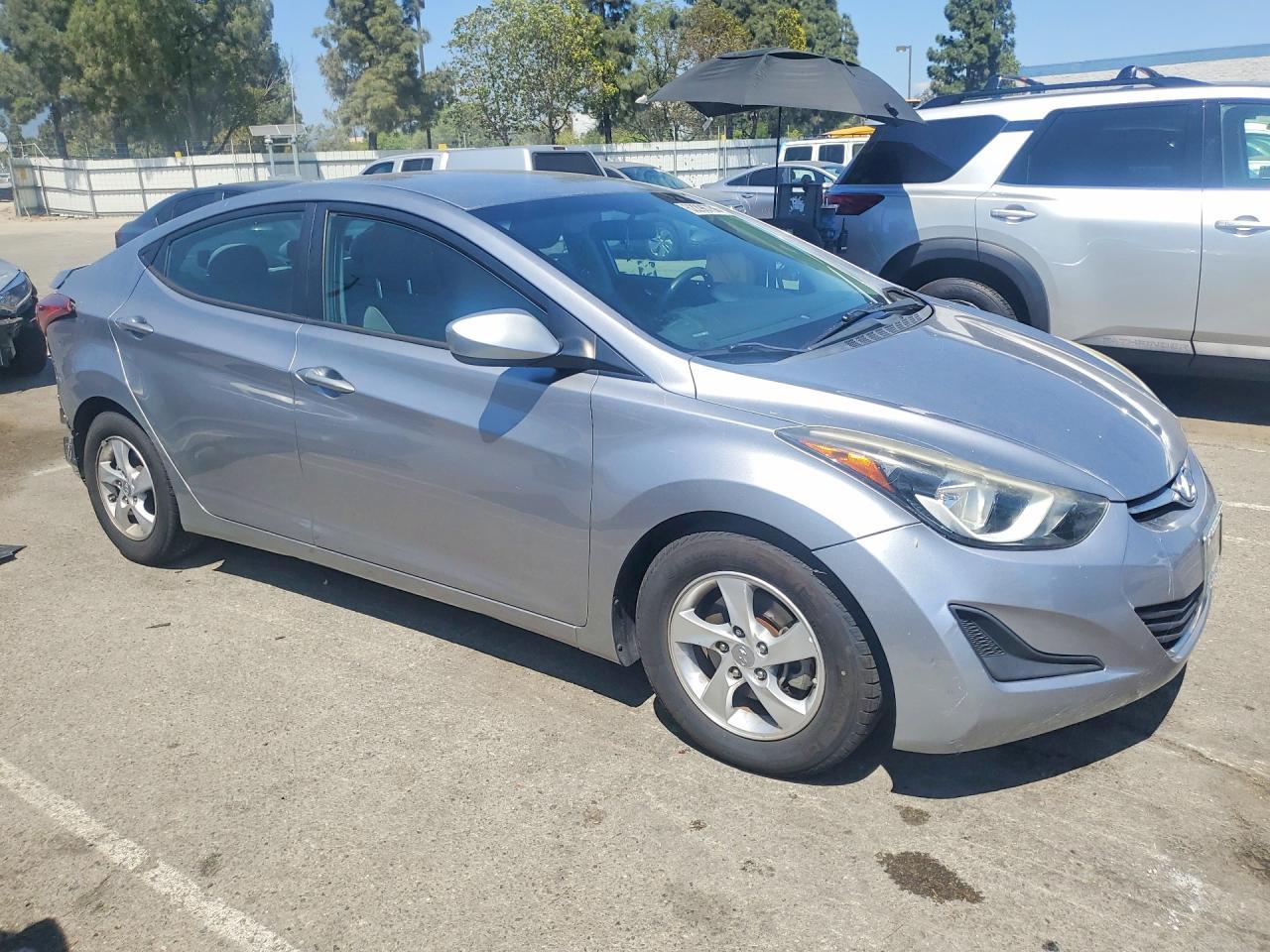 2015 Hyundai Elantra Se - zdjęcie 4