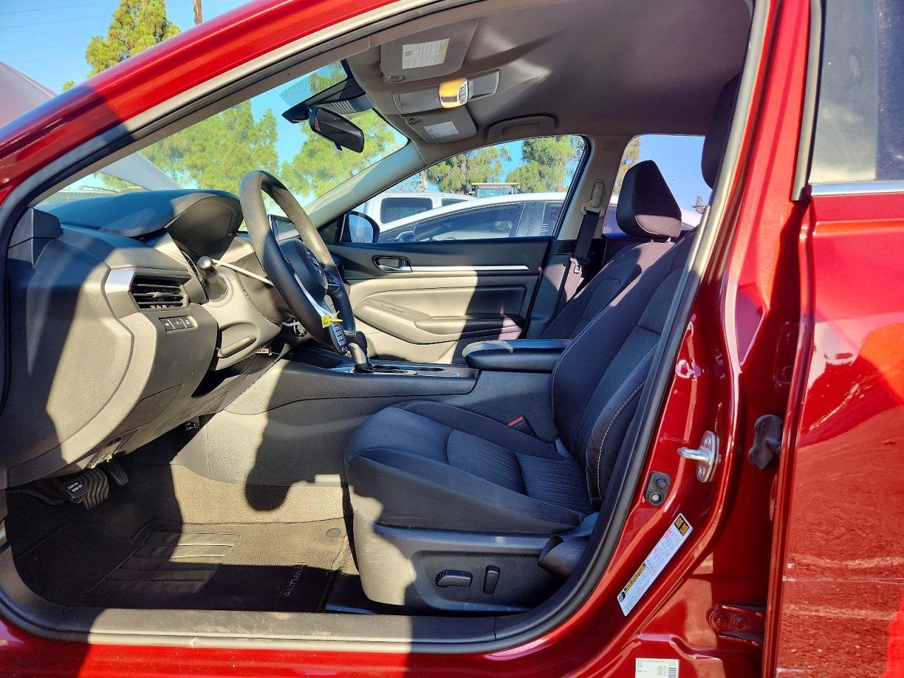 2022 Nissan Altima Sv - zdjęcie 7