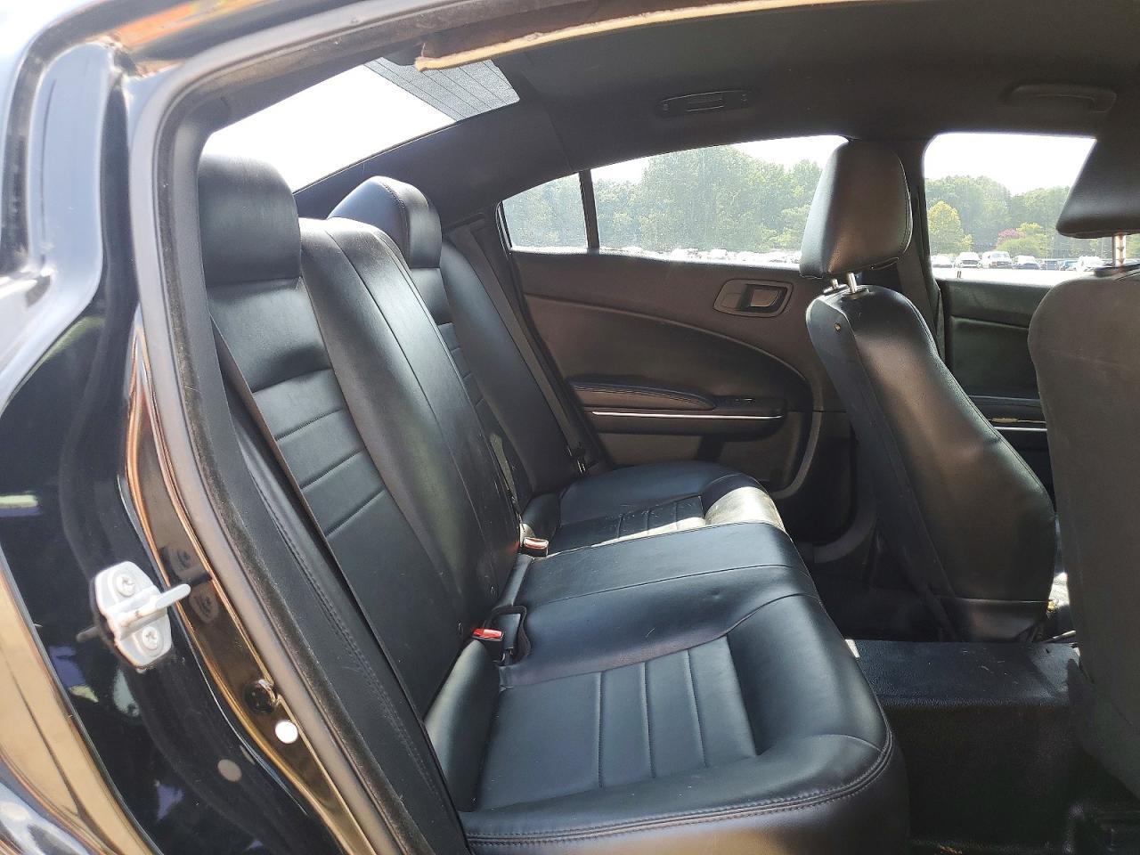 2018 Dodge Charger Police - zdjęcie 10