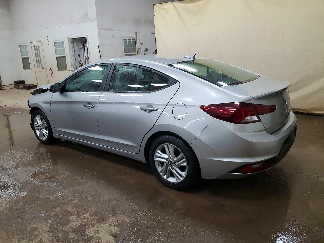 2020 Hyundai Elantra Sel - zdjęcie 2