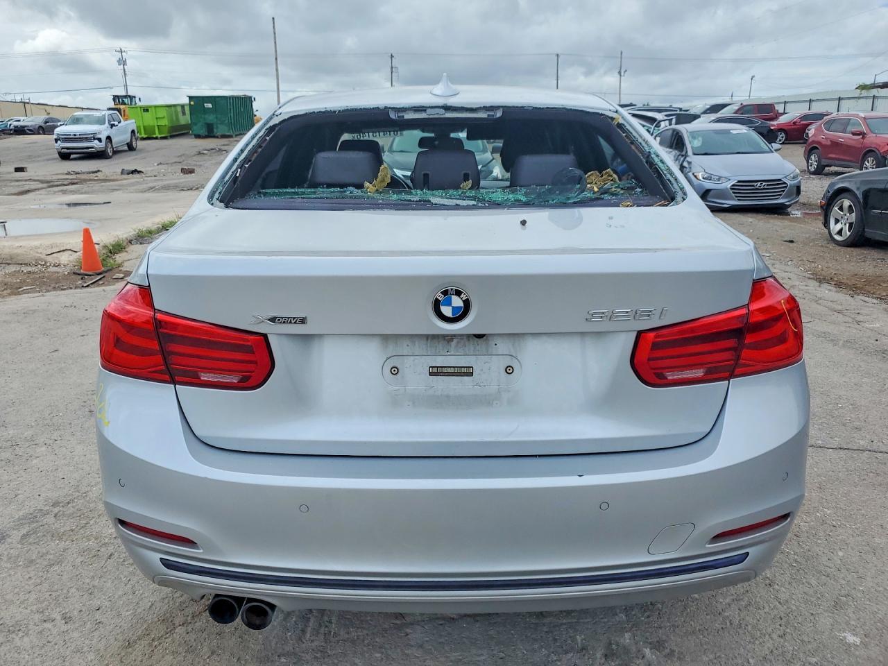 2016 BMW 328 Xi Sulev - zdjęcie 6