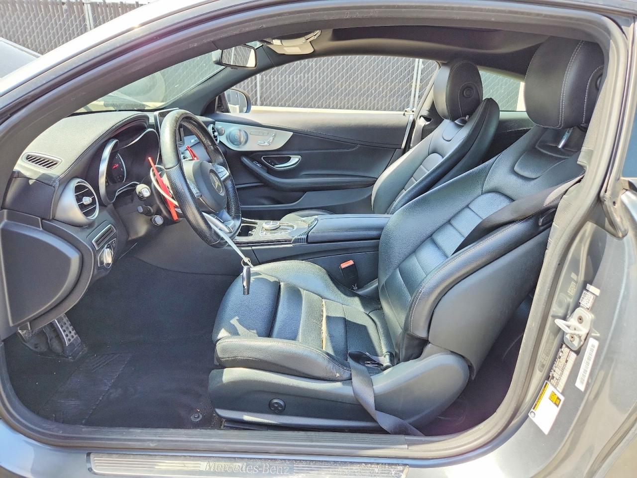 2017 Mercedes-Benz C 300 - zdjęcie 7