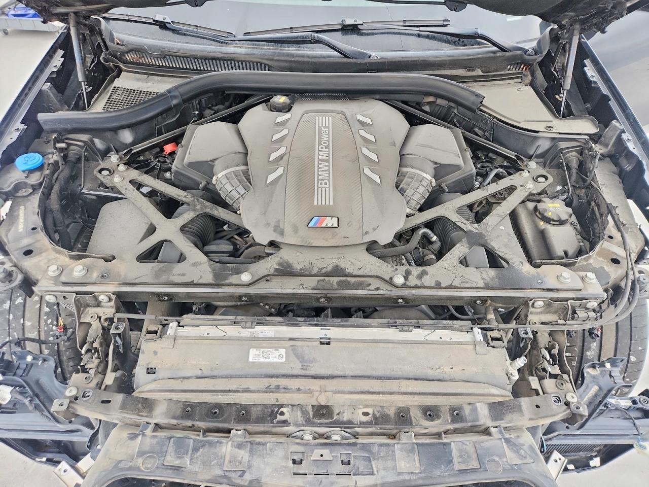 2021 BMW X5 M - zdjęcie 12