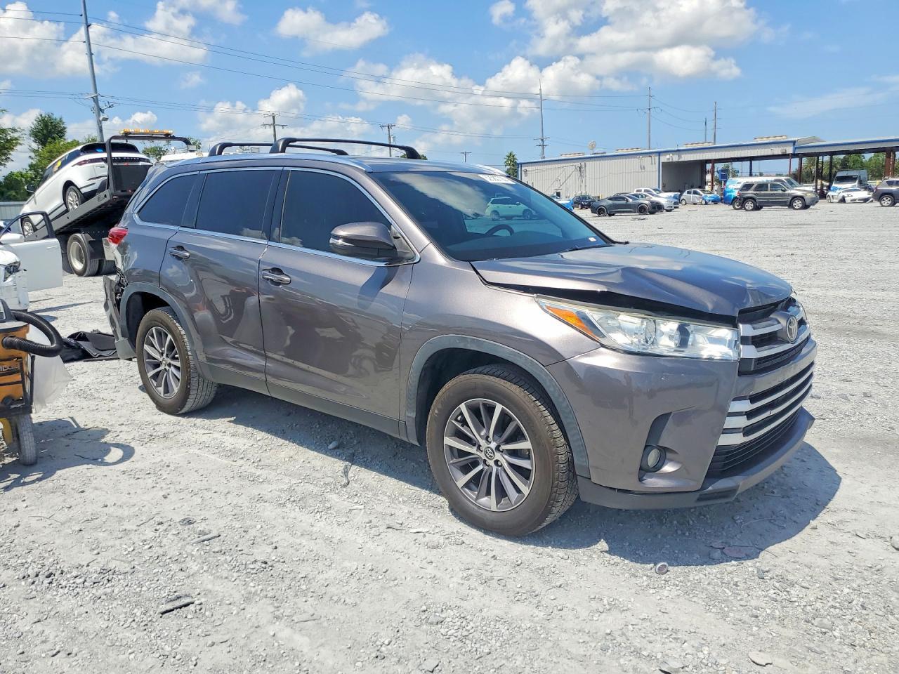 2019 Toyota Highlander Xle - zdjęcie 4