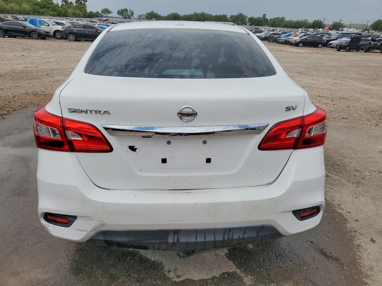 2019 Nissan Sentra Sv - zdjęcie 6