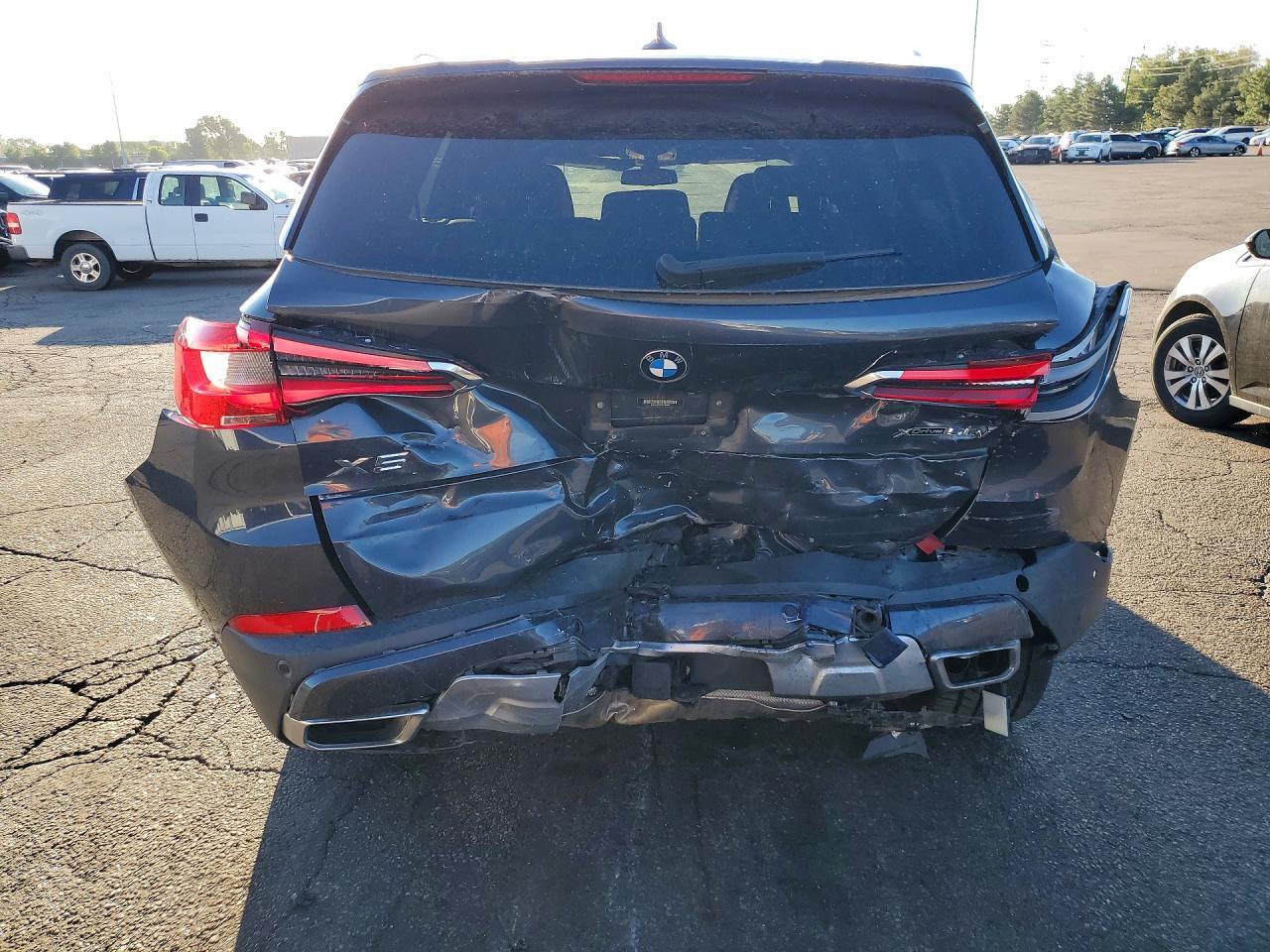 2019 BMW X5 xDrive50I - zdjęcie 6