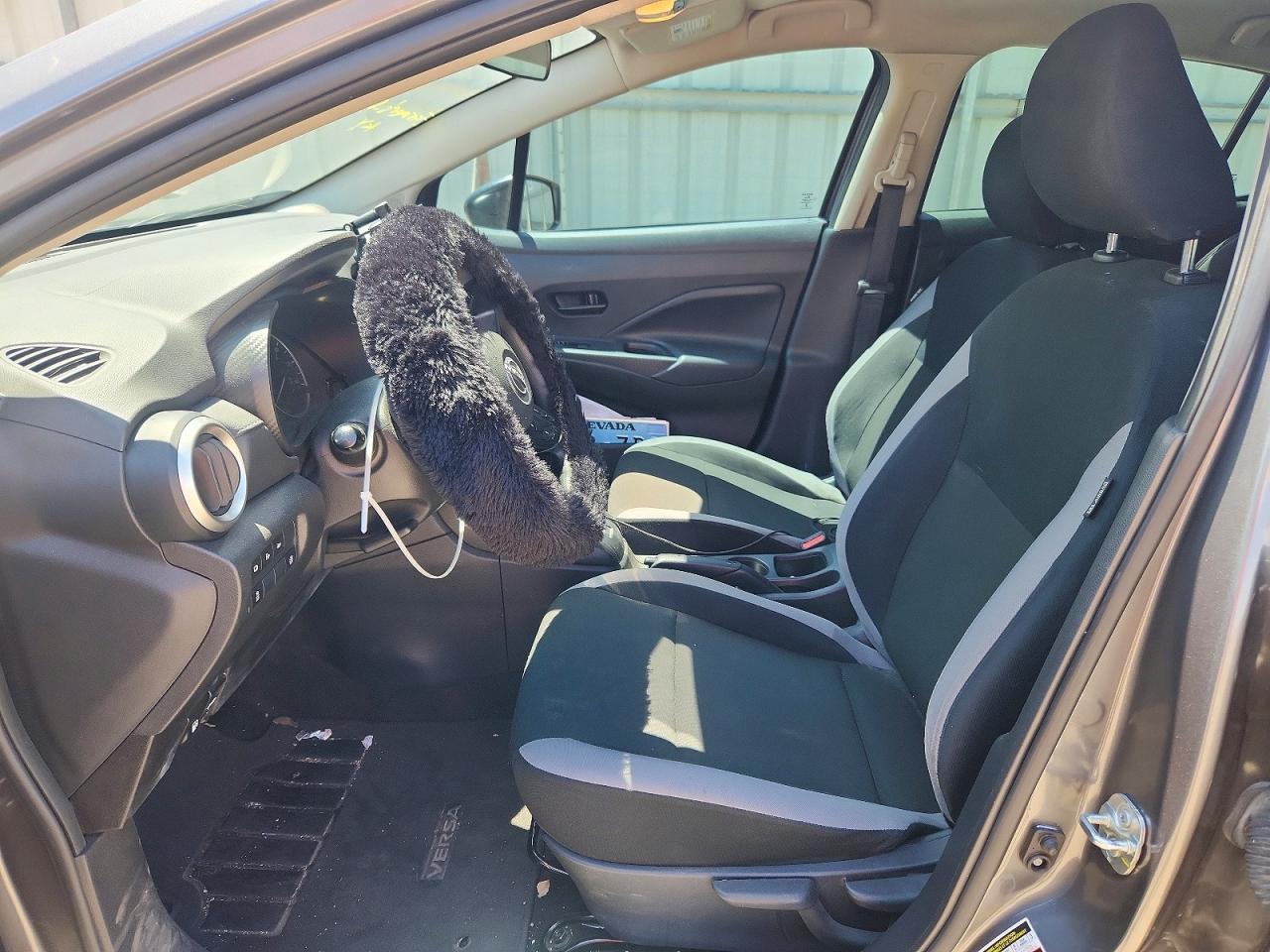 2025 Nissan Versa S - zdjęcie 7