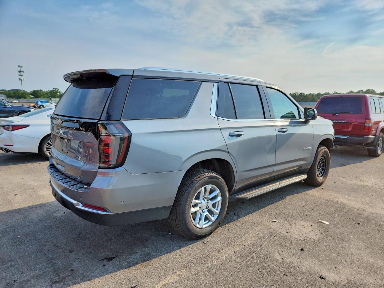 2025 Chevrolet Tahoe K1500 Lt - zdjęcie 3