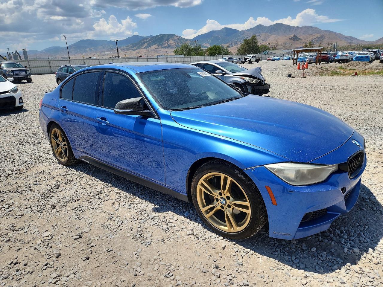 2015 BMW 328 I - zdjęcie 4