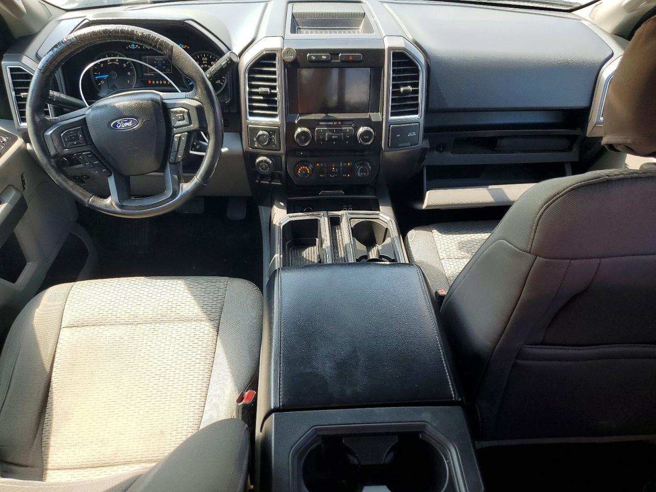 2016 Ford F150 Supercrew - zdjęcie 8