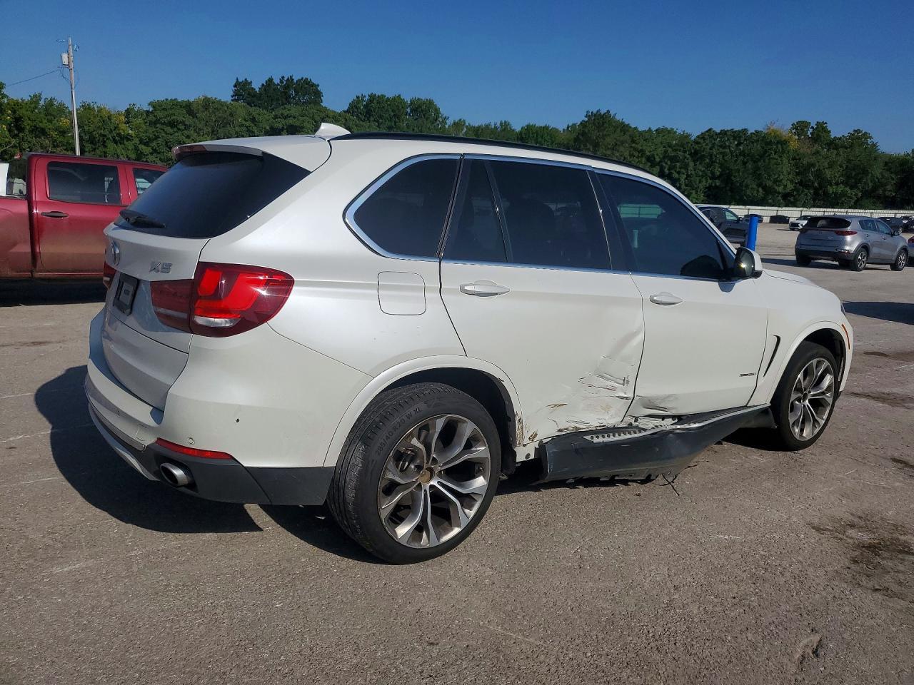 2015 BMW X5 xDrive35I - zdjęcie 3