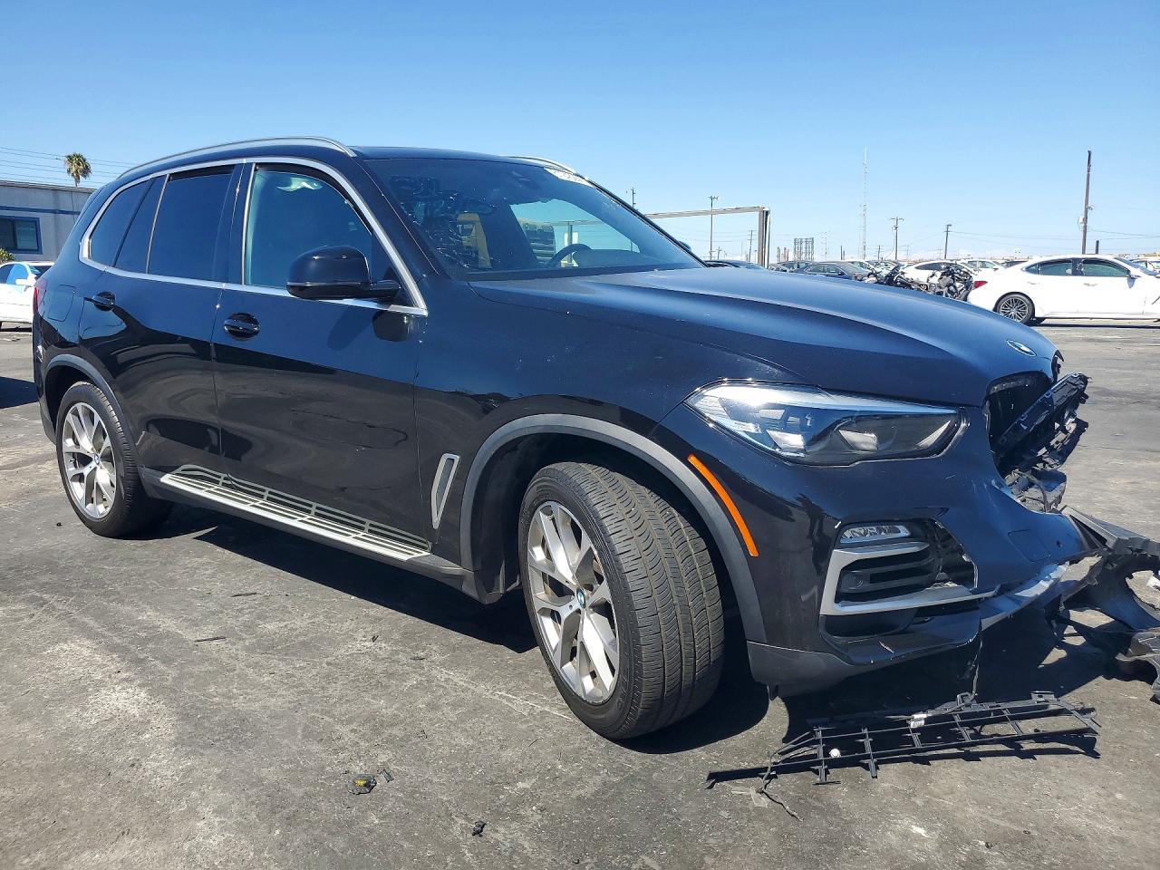 2019 BMW X5 xDrive40I - zdjęcie 4