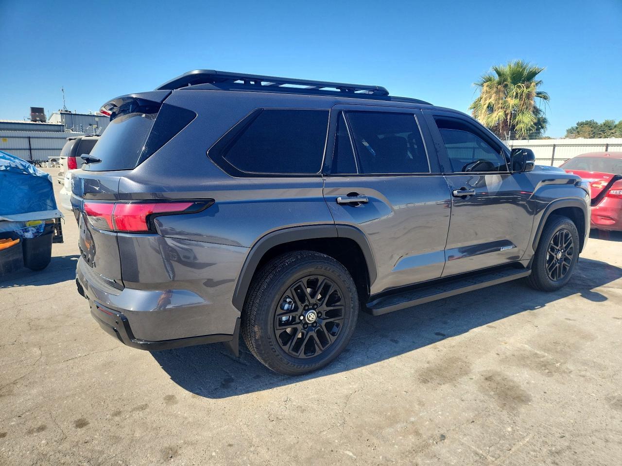 2026 Toyota Sequoia Limited - zdjęcie 3