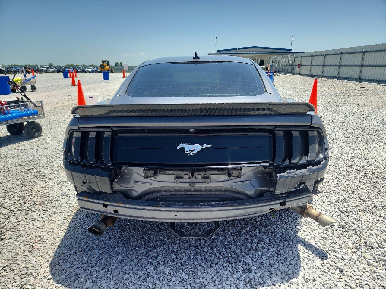 2021 Ford Mustang - zdjęcie 6