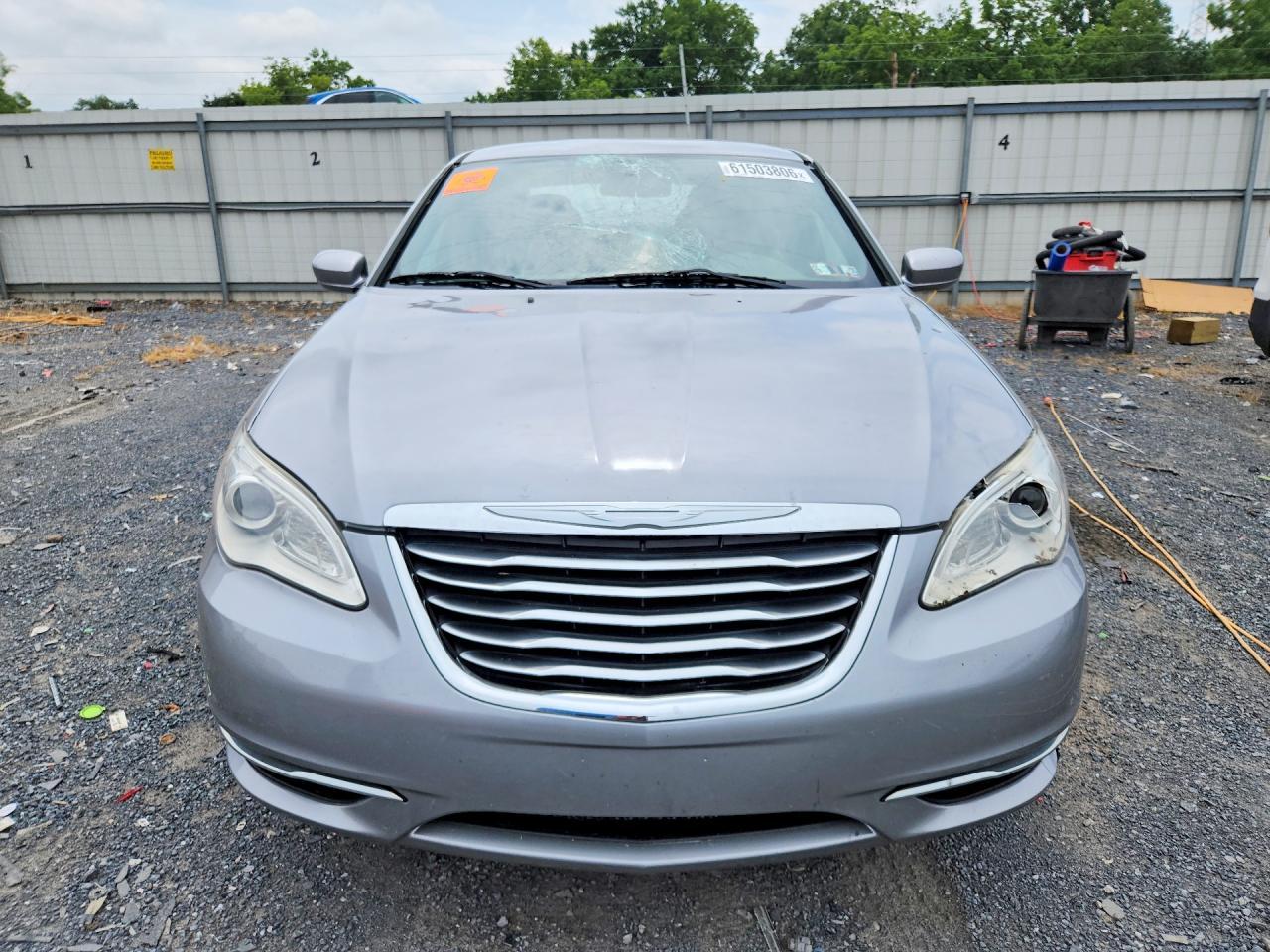 2014 Chrysler 200 Lx - zdjęcie 5