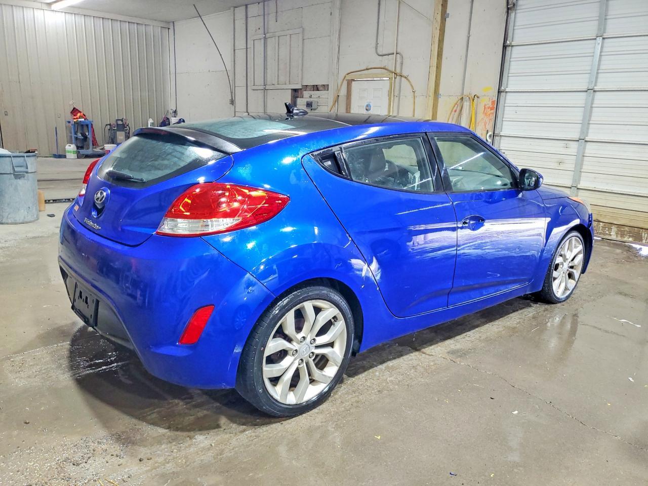 2013 Hyundai Veloster Base - zdjęcie 3