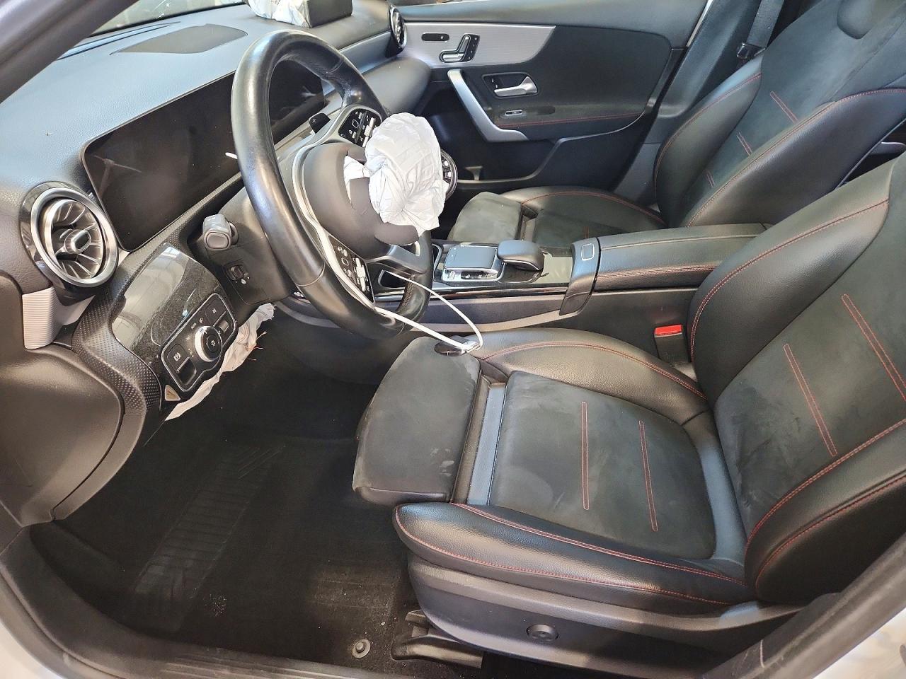 2020 Mercedes-Benz A 220 4Matic - zdjęcie 7