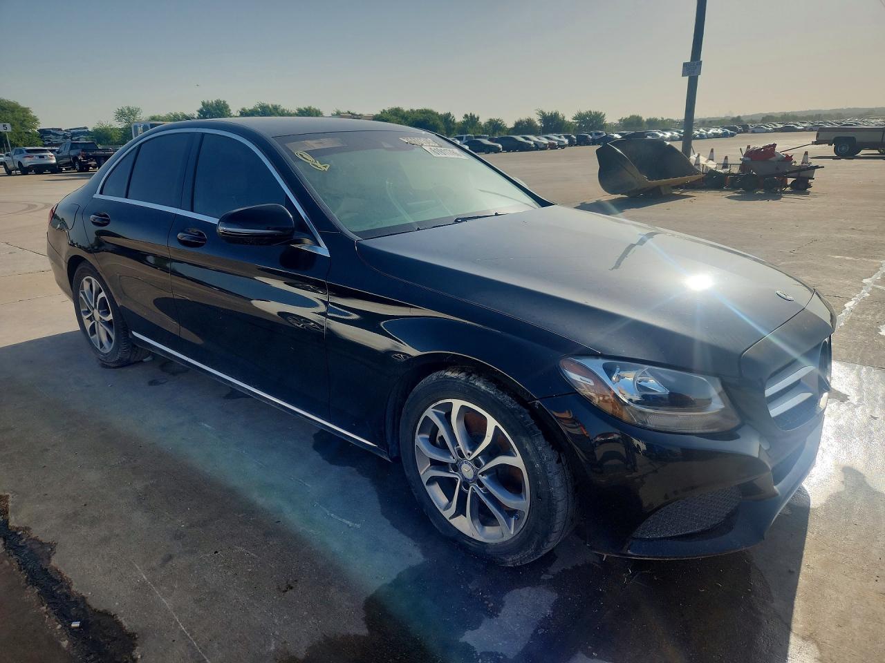 2017 Mercedes-Benz C 300 - zdjęcie 4