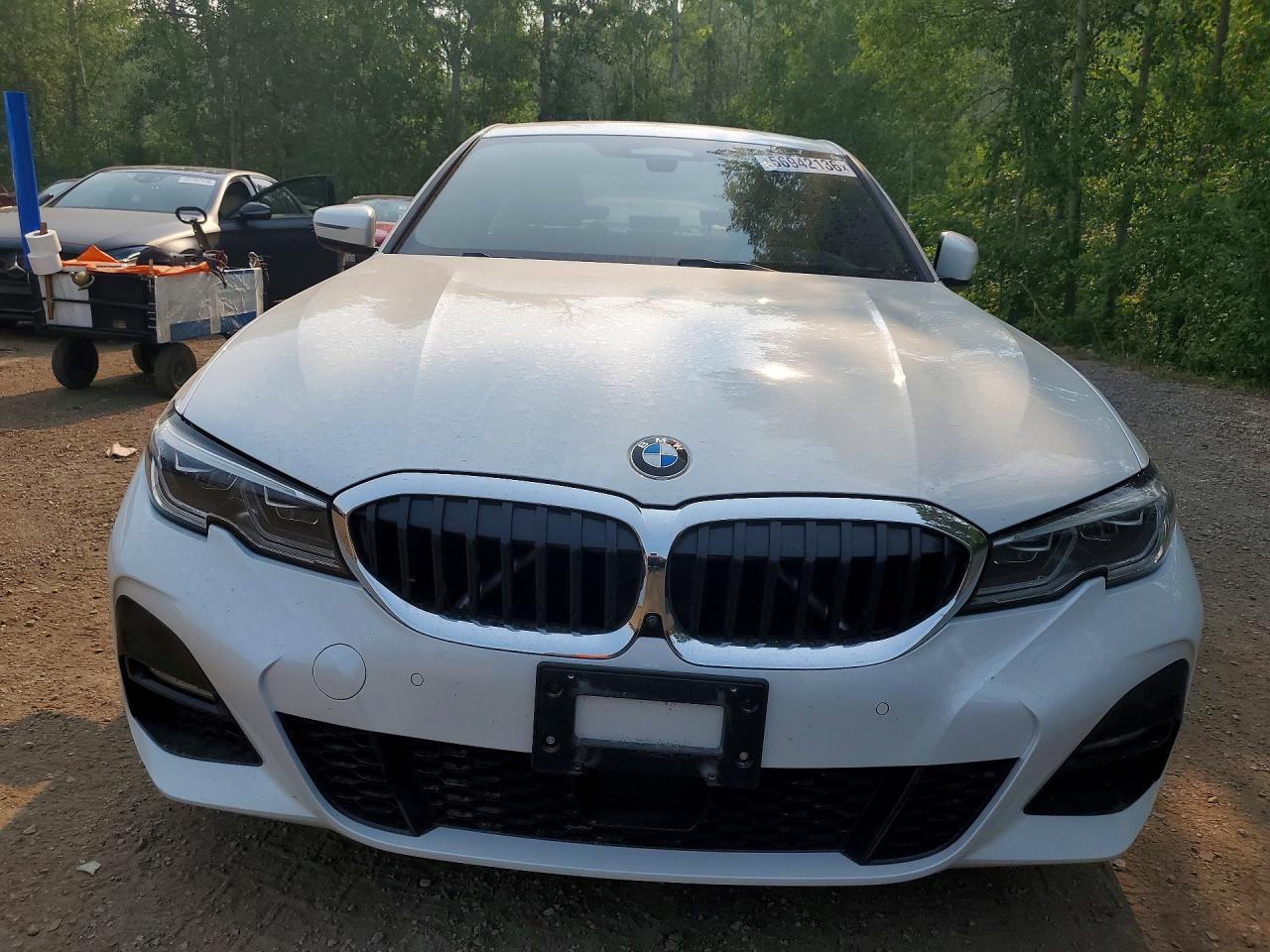 2021 BMW 330Xe - zdjęcie 5