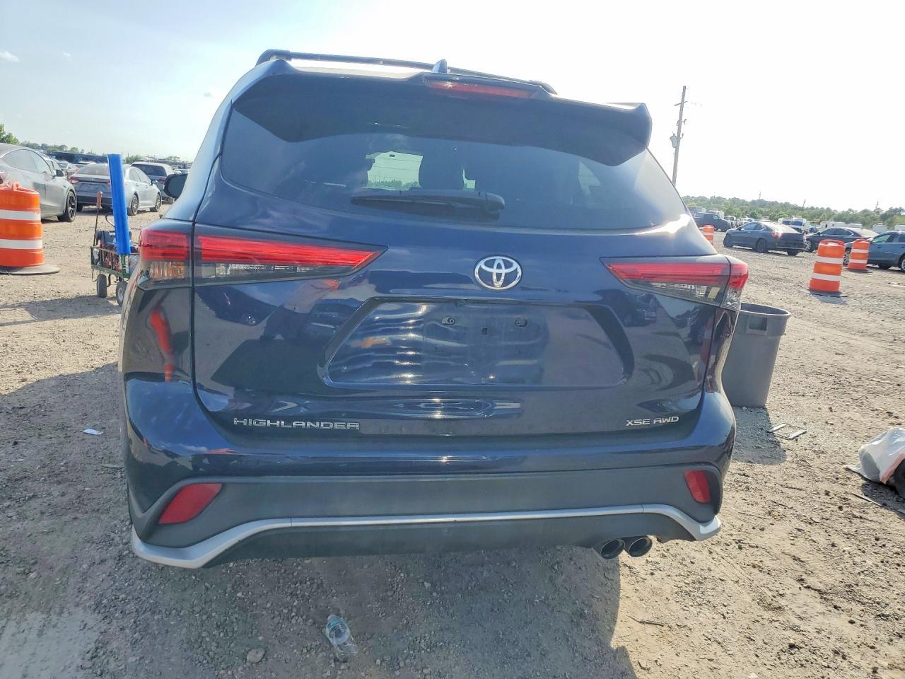 2023 Toyota Highlander Xse - zdjęcie 6