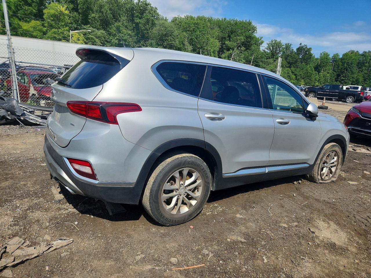 2019 Hyundai Santa Fe Se - zdjęcie 3