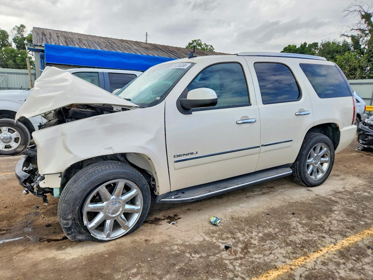2013 GMC Yukon Denali - zdjęcie główne