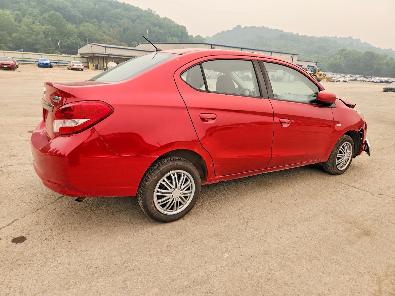 2017 Mitsubishi Mirage G4 Es - zdjęcie 3