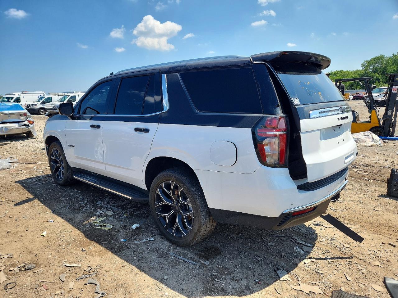 2022 Chevrolet Tahoe K1500 Lt - zdjęcie 2