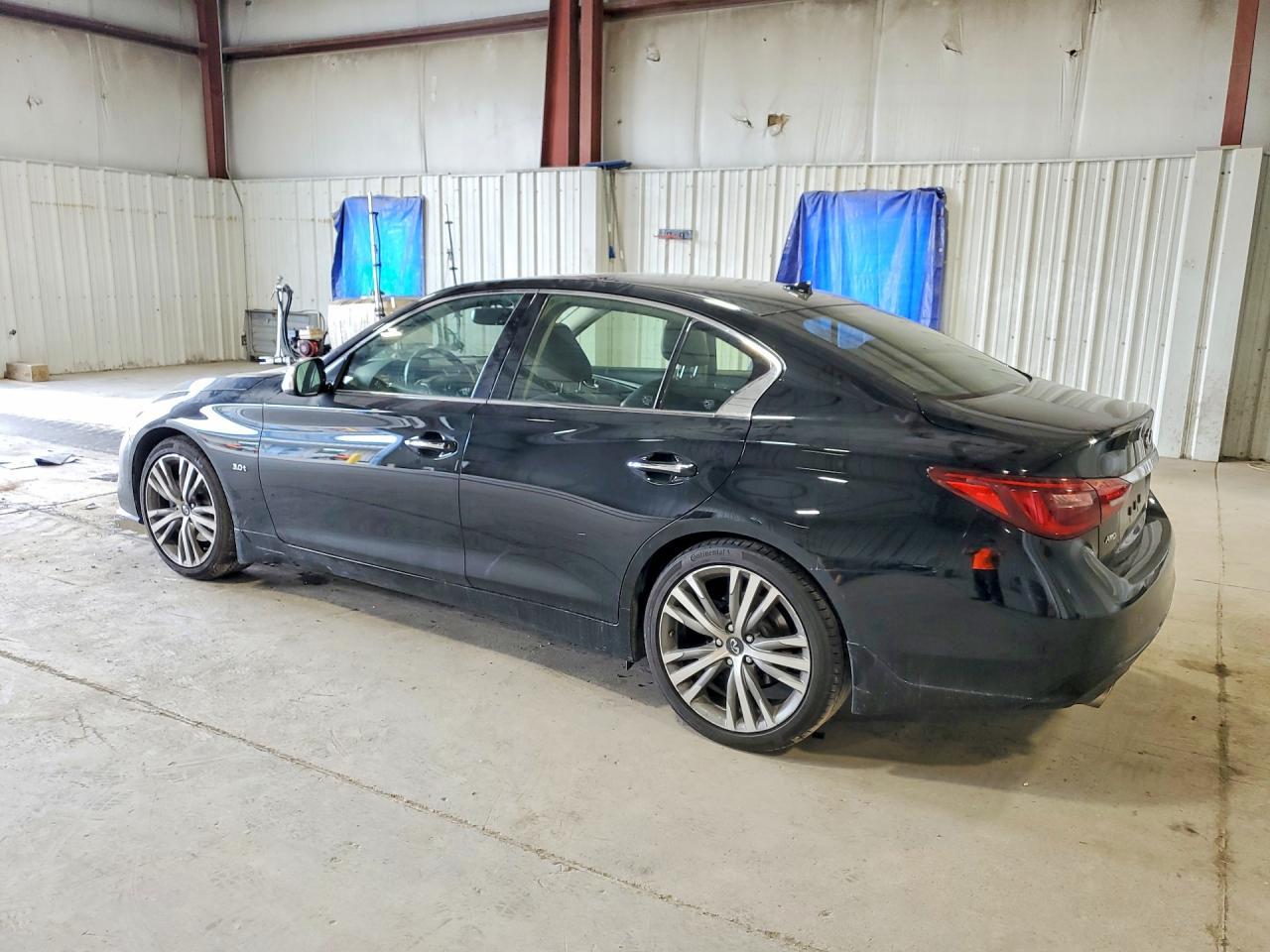2018 Infiniti Q50 3.0T Sport - zdjęcie 2