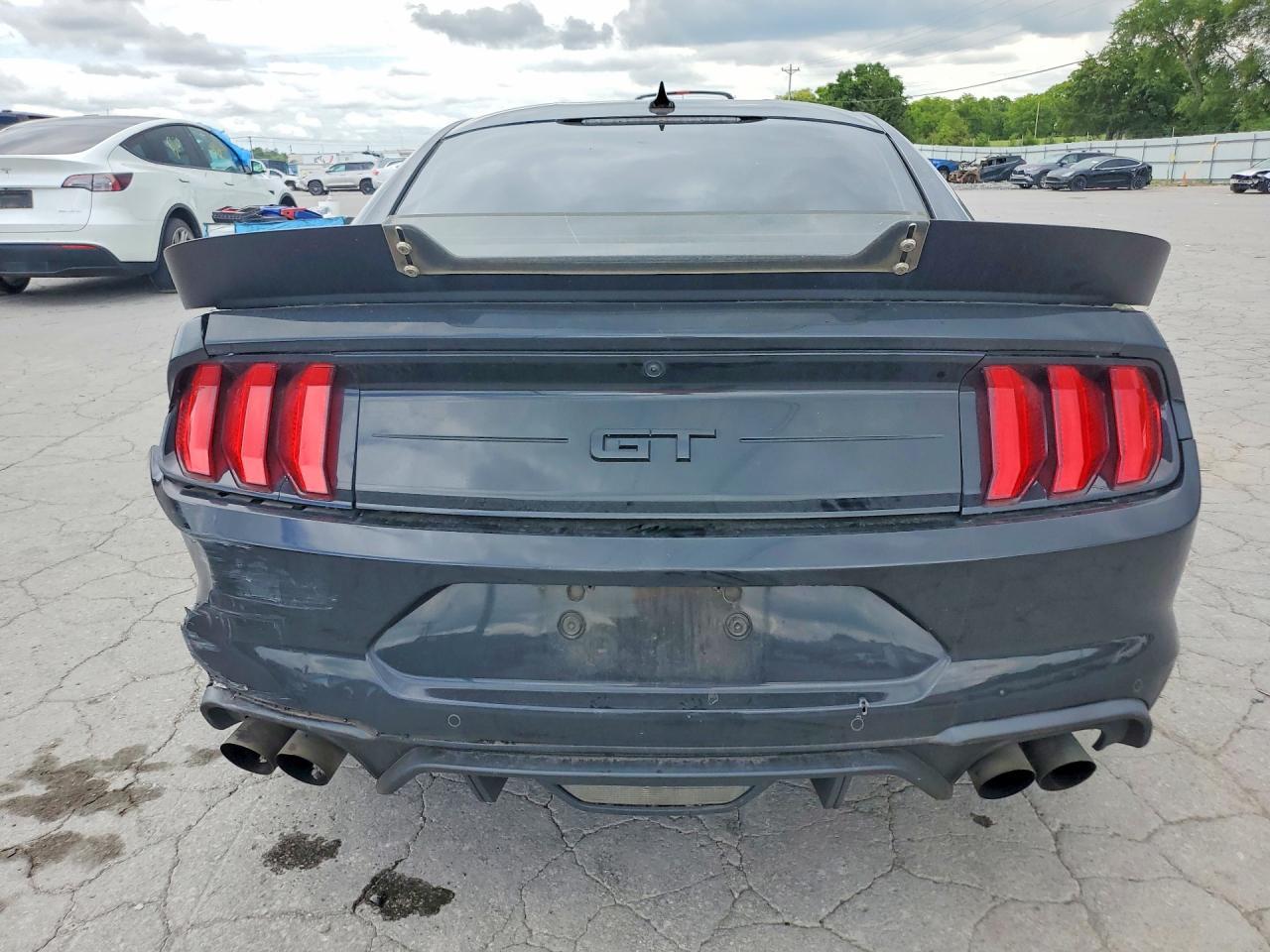 2020 Ford Mustang Gt - zdjęcie 6